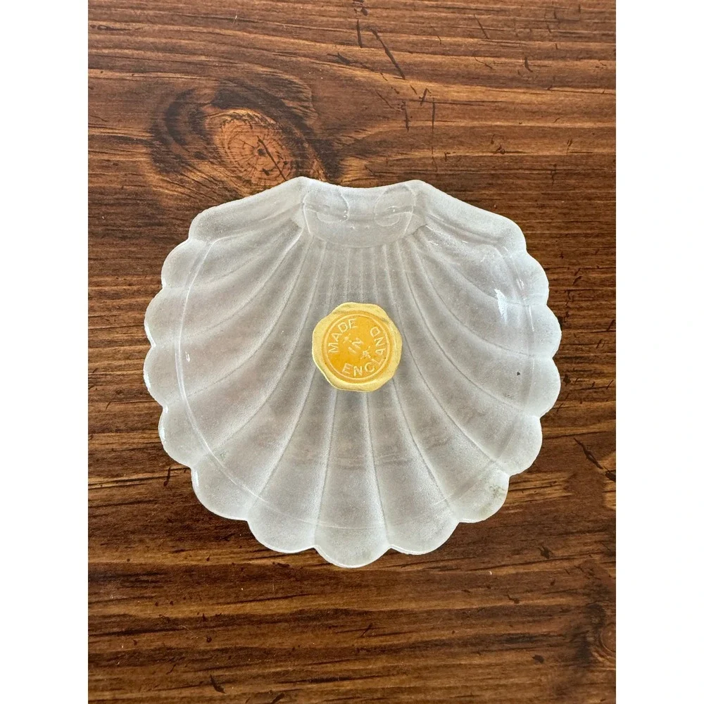 Vintage Frosted Glass Scalloped Seashell Trinket Dish Made in England Clear 4.5